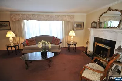 7 Maple Hill Drive, Woodcliff Lake, NJ 07677 - Photo 3