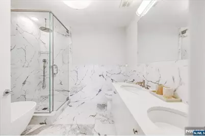 3 Somerset 113 #113, Edgewater, NJ 07020 - Photo 25