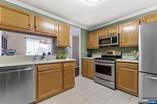 2309 Hemingway Ln 2309, Mahwah, NJ 07430 - Photo 15