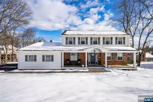 18 Laura Ln, Park Ridge, NJ 07656 - Photo 1