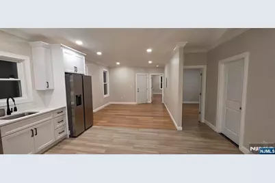 115 Wallington Avenue 1 #1, Wallington, NJ 07057 - Photo 1