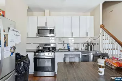 314 W 7th Avenue, Newark, NJ 07107 - Photo 19