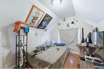 314 W 7th Avenue, Newark, NJ 07107 - Photo 23