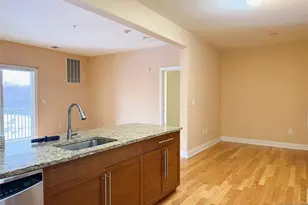1305 Windsor Park Ct 305, Englewood, NJ 07631 - Photo 5