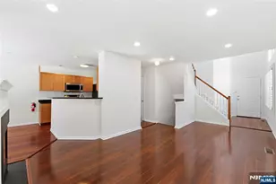 402 Dalton Ct, Denville, NJ 07834 - Photo 5