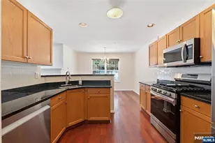 402 Dalton Ct, Denville, NJ 07834 - Photo 11