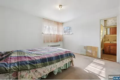 261 Idaho Street, Paramus, NJ 07652 - Photo 15