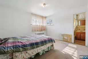 261 Idaho St, Paramus, NJ 07652 - Photo 15