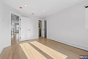 7 Sterling Pl 2, Edgewater, NJ 07020 - Photo 21