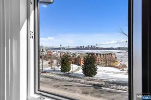 7 Sterling Pl 2, Edgewater, NJ 07020 - Photo 13