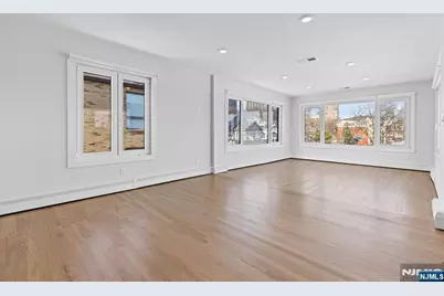 7 Sterling Place 2 #2, Edgewater, NJ 07020 - Photo 7