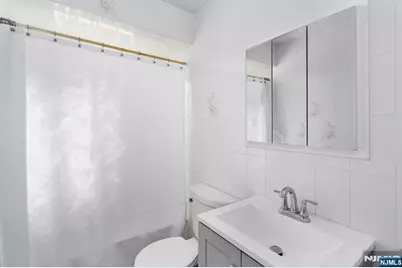 214 Morris Street, Fairview, NJ 07022 - Photo 23