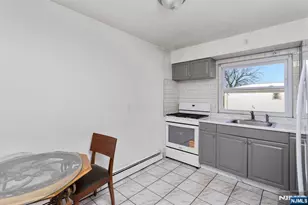 214 Morris St, Fairview, NJ 07022 - Photo 17