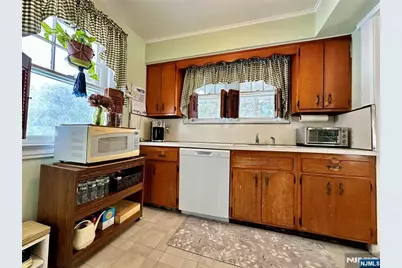 643 Spring Avenue, Ridgewood, NJ 07450 - Photo 9