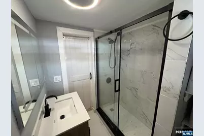 166 Rutherford Place 2 #2, North Arlington, NJ 07031 - Photo 9