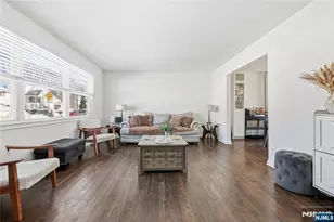 196 Merritt Ave, Bergenfield, NJ 07621 - Photo 3