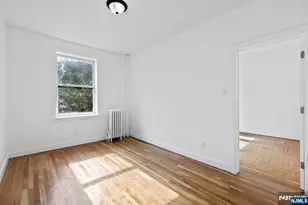 137 Kensington Ave 405, Jersey City, NJ 07304 - Photo 9