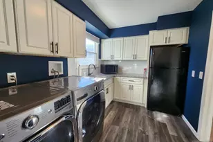 830 Pennsylvania Ave, Lyndhurst Township, NJ 07071 - Photo 11