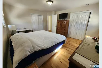 830 Pennsylvania Avenue, Lyndhurst Township, NJ 07071 - Photo 25