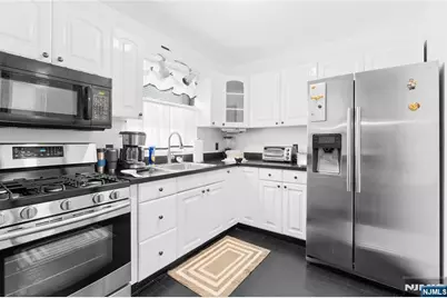 126 69th Street, Guttenberg, NJ 07093 - Photo 9