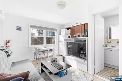 126 69th Street, Guttenberg, NJ 07093 - Photo 19