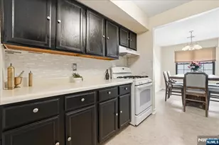 297 Alpine Way C, Woodbridge Township, NJ 07095 - Photo 3