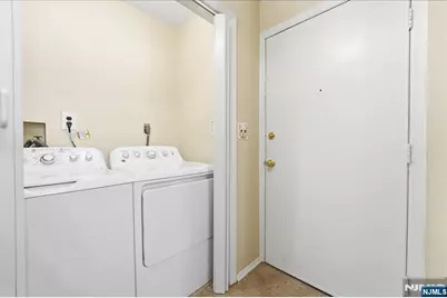 297 Alpine Way C #C, Woodbridge Township, NJ 07095 - Photo 27