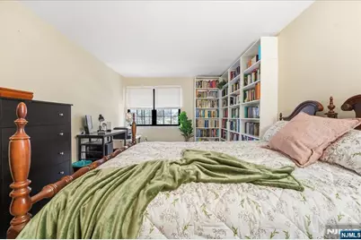 297 Alpine Way C #C, Woodbridge Township, NJ 07095 - Photo 17