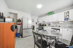 418 10th St, Newark, NJ 07103 - Photo 15