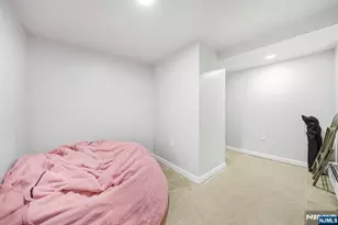 418 10th St, Newark, NJ 07103 - Photo 9