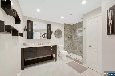 38 Geraldine Road, Englewood Cliffs, NJ 07632 - Photo 25