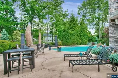 38 Geraldine Road, Englewood Cliffs, NJ 07632 - Photo 33