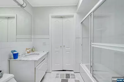 38 Geraldine Road, Englewood Cliffs, NJ 07632 - Photo 27