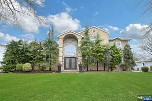 38 Geraldine Rd, Englewood Cliffs, NJ 07632 - Photo 1