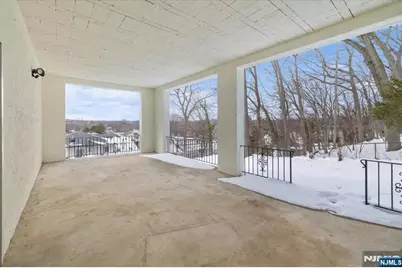 360 Valley View Avenue, Paramus, NJ 07652 - Photo 31