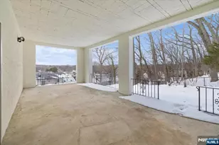 360 Valley View Ave, Paramus, NJ 07652 - Photo 31