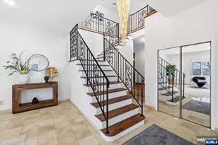 360 Valley View Ave, Paramus, NJ 07652 - Photo 3