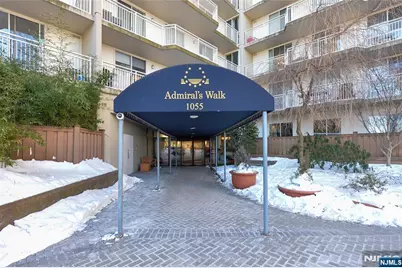 1055 River Road 310 #310, Edgewater, NJ 07020 - Photo 35