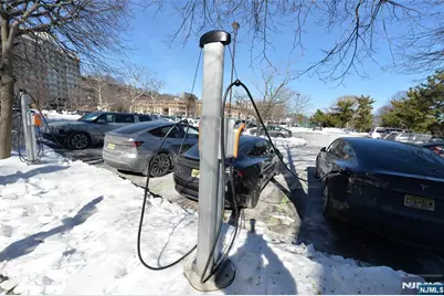 1055 River Road 310 #310, Edgewater, NJ 07020 - Photo 37