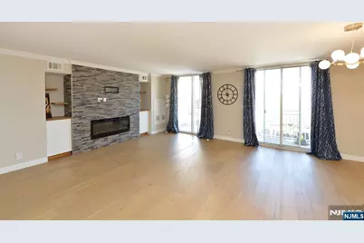 1055 River Road 310 #310, Edgewater, NJ 07020 - Photo 1
