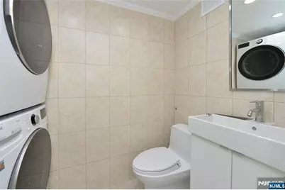 1055 River Road 310 #310, Edgewater, NJ 07020 - Photo 11