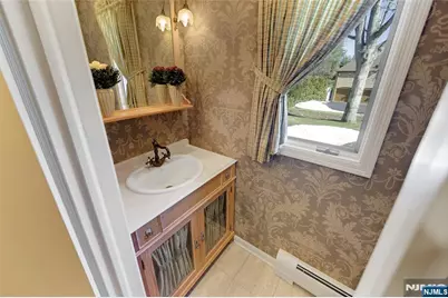 510 Hampton Hill Road, Franklin Lakes, NJ 07417 - Photo 25