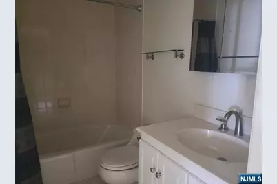 10 Peabody Court 1010 #1010, Teaneck Township, NJ 07666 - Photo 19