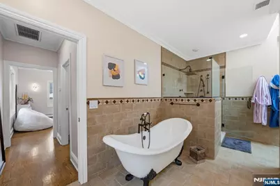 461 Arthur Terrace, Paramus, NJ 07652 - Photo 21