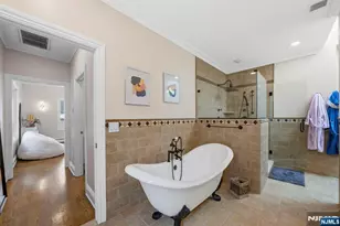 461 Arthur Terrace, Paramus, NJ 07652 - Photo 21