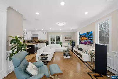 461 Arthur Terrace, Paramus, NJ 07652 - Photo 7