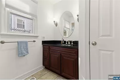 132 Cresthill Avenue, Clifton, NJ 07012 - Photo 9