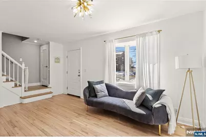 132 Cresthill Avenue, Clifton, NJ 07012 - Photo 3