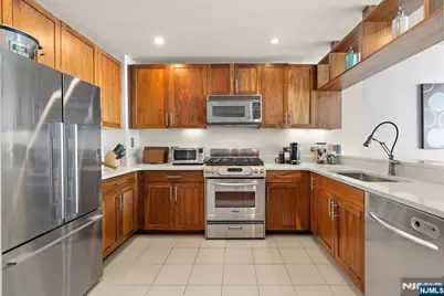 20 Newport Parkway 2609 #2609, Jersey City, NJ 07310 - Photo 9