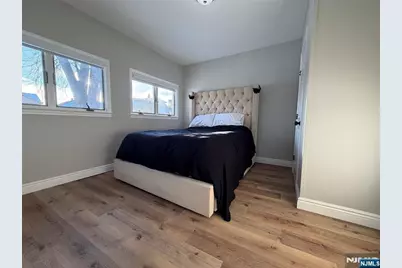 200 Forest Avenue, Lyndhurst Township, NJ 07071 - Photo 7